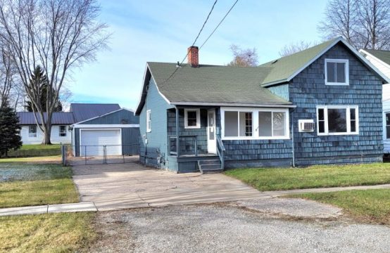 312 Seventh Ave Tawas City, Michigan  48763