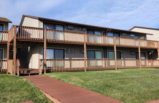 4370 N US-23, Unit #307 Oscoda, Michigan  48750