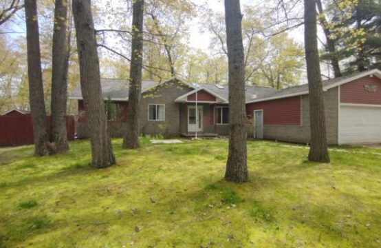 6392 Tecumseh Avenue Oscoda, MI 48750