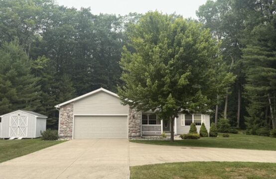 7487 Lakewood Drive Oscoda, Michigan  48750