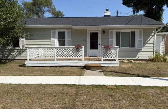 215 E Bank St Oscoda, MI 48750